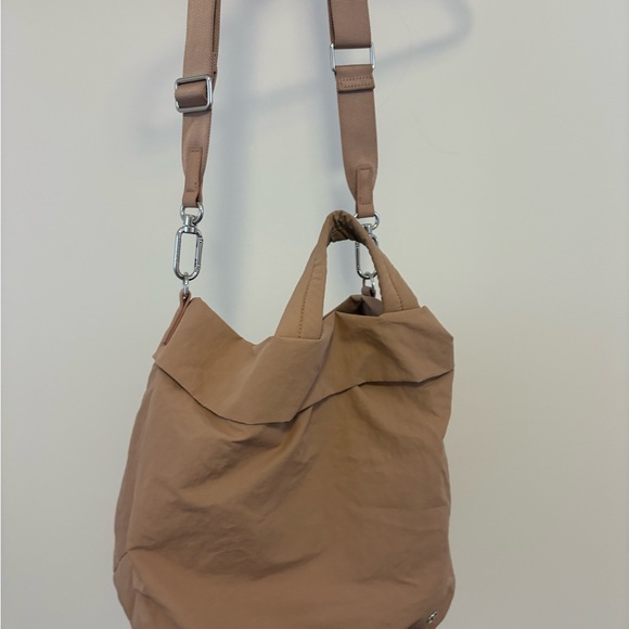 Lululemon On My Level Tote Bag 20L – Antique Blush Pink - Picture 2 of 5